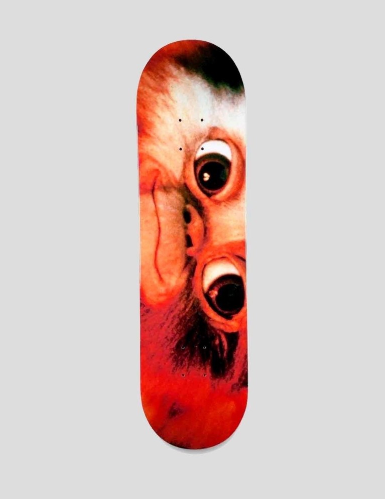 Colaboraciones IUTER x gremlins cute skate deck black